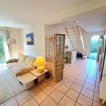 Maison Au Calme . 5ieme Arr . Ouest Lyonnais * 里昂