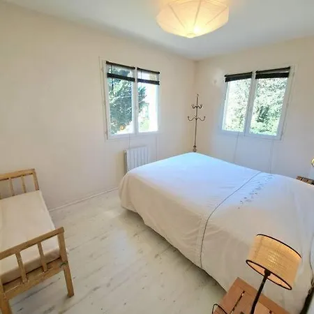 Maison Au Calme . 5ieme Arr . Ouest Lyonnais 里昂